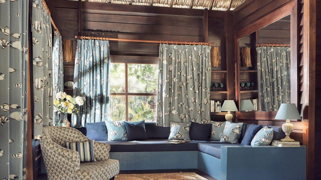 sala-sofa-app-7-base_output-finestra-def-maschera[2]